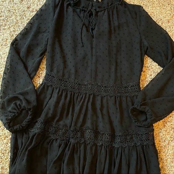 Aqua Clip Dot Black Dress - Picture 3 of 5